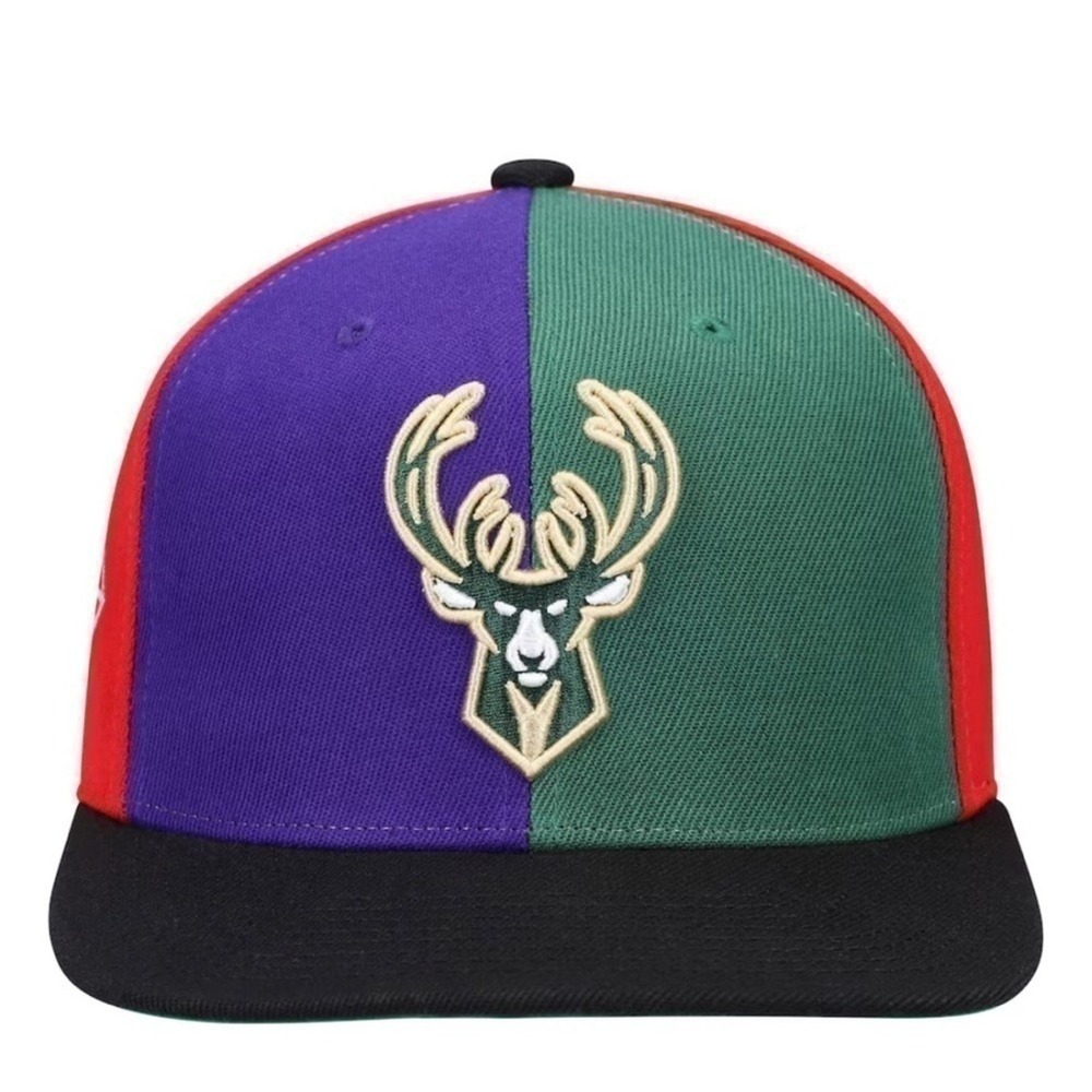 Milwaukee Bucks Mitchell & Ness x Lids Team Era Pinwheel Stripe Snapback Hat NEW